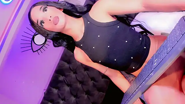 IssabellaIzzy Webcam show