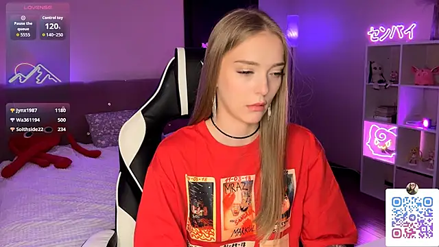 EvaPeace 网络视讯表演