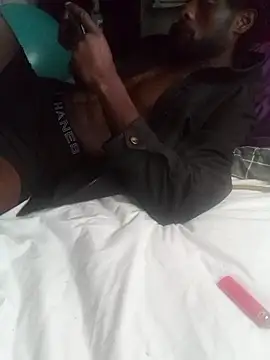 DevinToore élő XXX-chatje