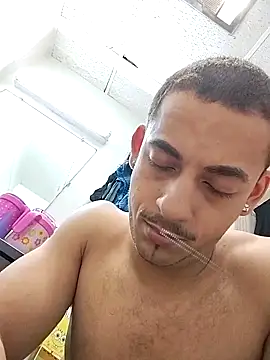 عرض كام momo0208