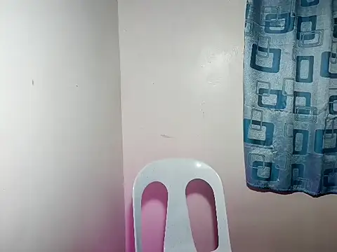 YourBabyGirlMiles 网络视讯表演