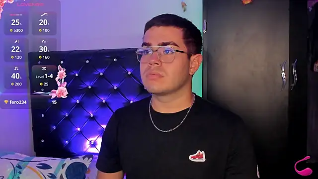 Joseph_connor_'s Live XXX Chat