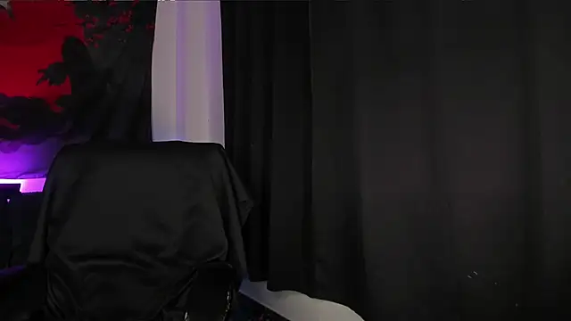 nathan_blake: онлайн-секс-чат