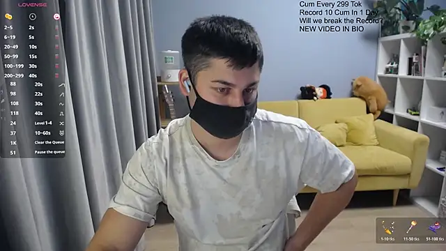 Chat XXX en directo de Tomguys