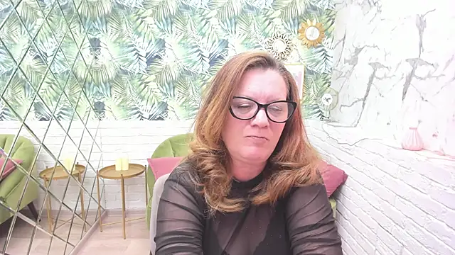 Chat +18 de LeaPure ao vivo