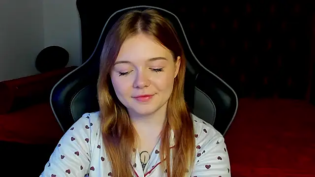 ElinaVale's Live XXX Chat