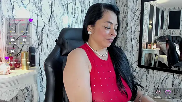 Chat XXX en directo de adelinemoretti