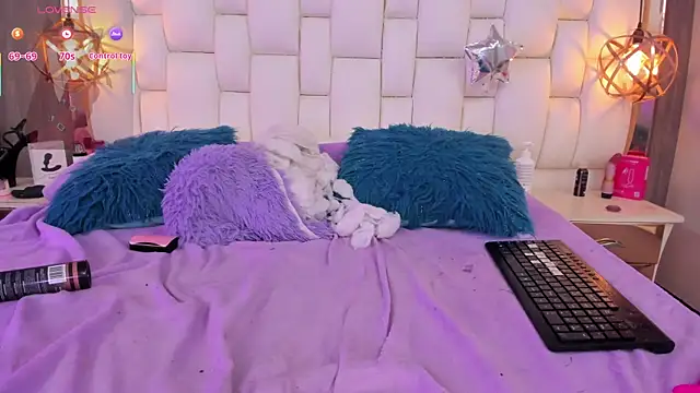 Živý XXX chat Foxxy_Doll