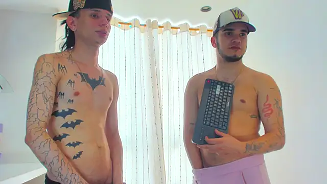 Chat XXX en directo de TheBatMansion