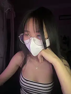 Emely-lysea's Live XXX Chat