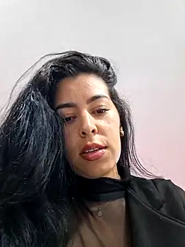 Luianna 现场XXX聊天