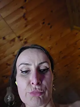 AnnaMaria-'s Live XXX Chat