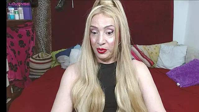 elena_evans: вебкам-шоу