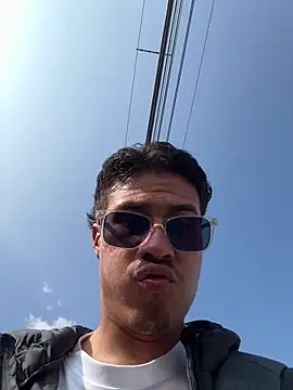 TavoHot_: онлайн-секс-чат