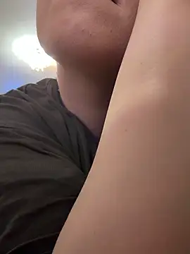 KilianaNoir 即時 XXX 聊天