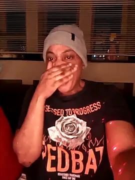 ORUOMA Live XXX-chat