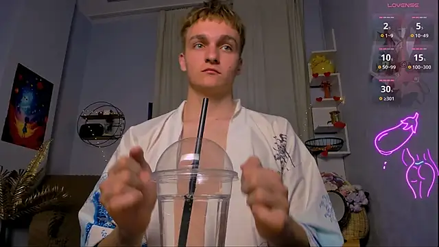 john_lik webcam show