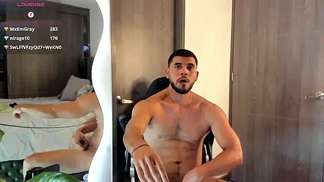 Dimitri_Bass' Webcam Show