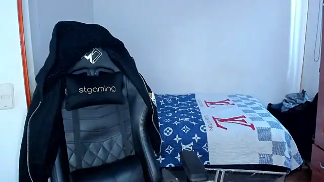 عرض كام Tommy_Bred