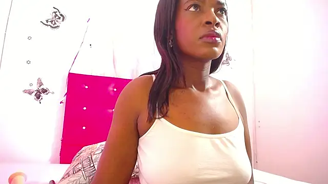 Naughty_choko Adlı Modelin Canlı XXX Sohbeti