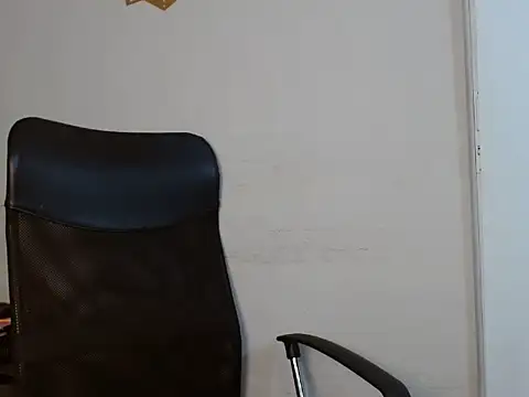 AliceSmity_: онлайн-секс-чат