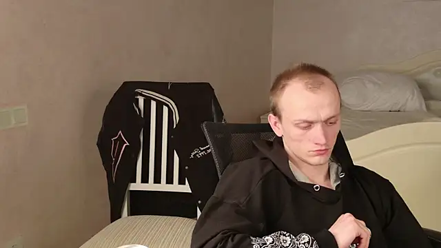 Chatroom XXX en direct de WeksaMur