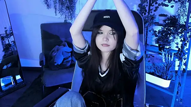 Elainebeness' Live XXX Chat