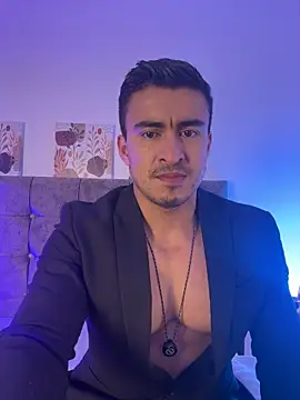 Chris_Clarckn Live XXX chat