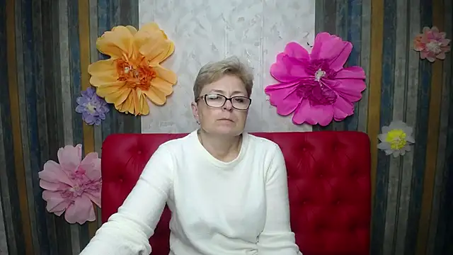 EmiliaGree 现场XXX聊天