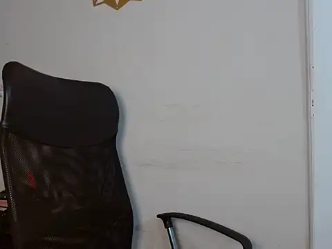 AliceSmity_: απευθείας συνομιλία ΧΧΧ