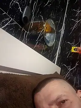 Pokazy przed kamerką – Saddamzaid1985