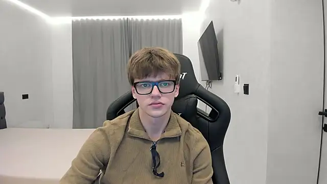 Webkamerová show bonekoambalabu