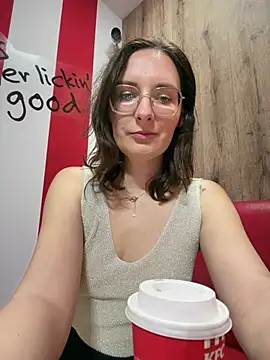 แชท XXX สดของ The_Snowwhitee