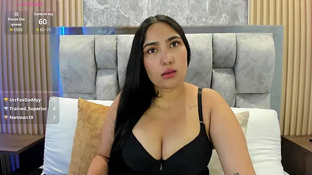 Sulay_Kim 即時 XXX 聊天