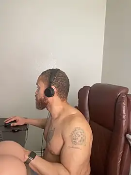 Fathero1time Live XXX-Chat