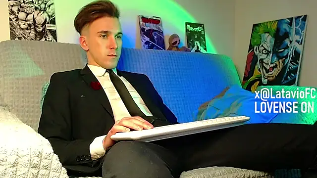 Midnighter_のウェブカメラショー