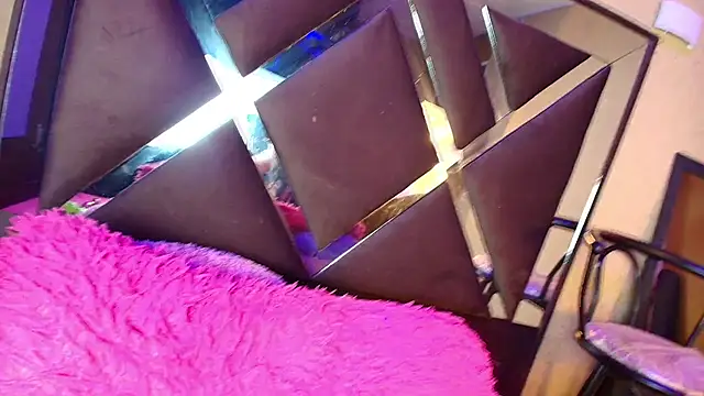 SamanthaaSutran Live XXX chat