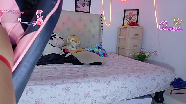 Sweet_baby_hellen's Live XXX Chat