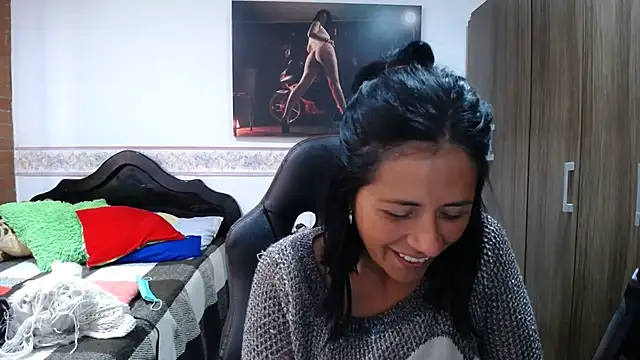 sharoon_cheerry élő XXX-chatje