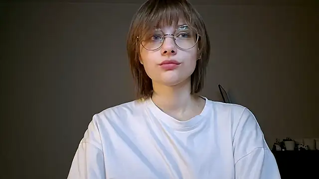 ExitedTrothのウェブカメラショー