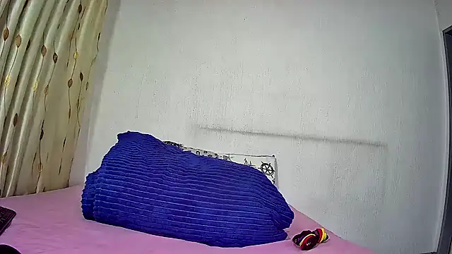 SweetandNaughty22 Live XXX Chat