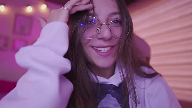 Chat +18 de milly_kenner ao vivo