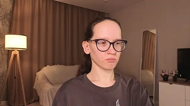 BettyBrowni 现场XXX聊天