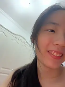 TinyBabe 在線直播表演