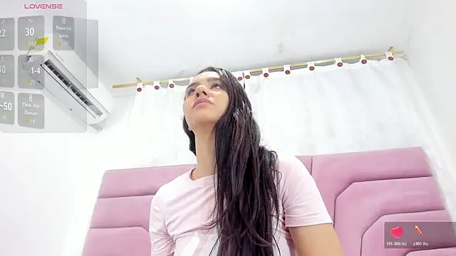 Онлайн чат XXX miajhonsonx