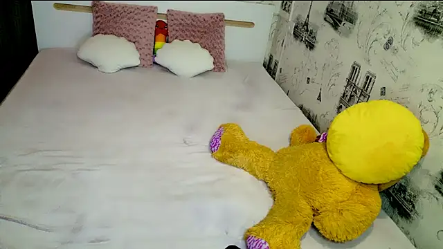 lovely-eyes élő XXX-chatje