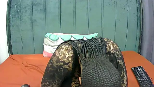 SexyZuva live XXX chat