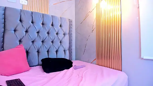 arianna_millers Webcam Show