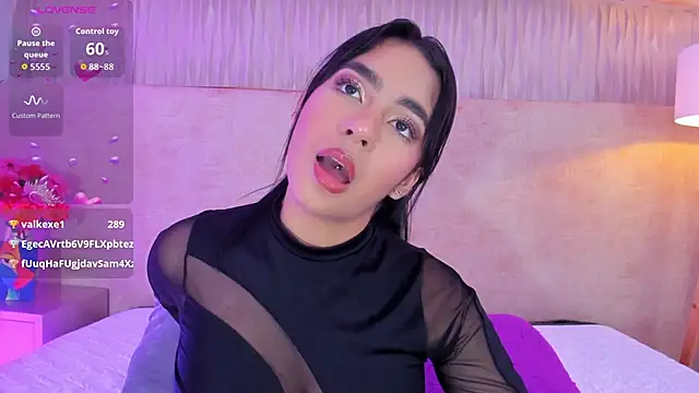 _kyraa_: онлайн-секс-чат