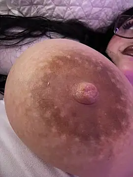 Pertunjukan Kamera Web Wkatte